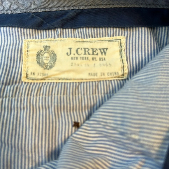 J Crew Khaki Shorts, Size 32 - Picture 4 of 6